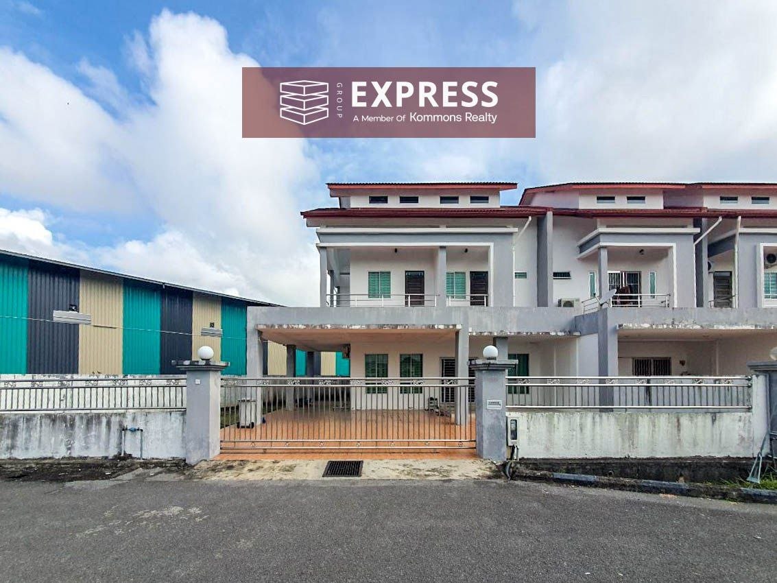 Double Storey Terrace Corner at Riam, Miri photo 1