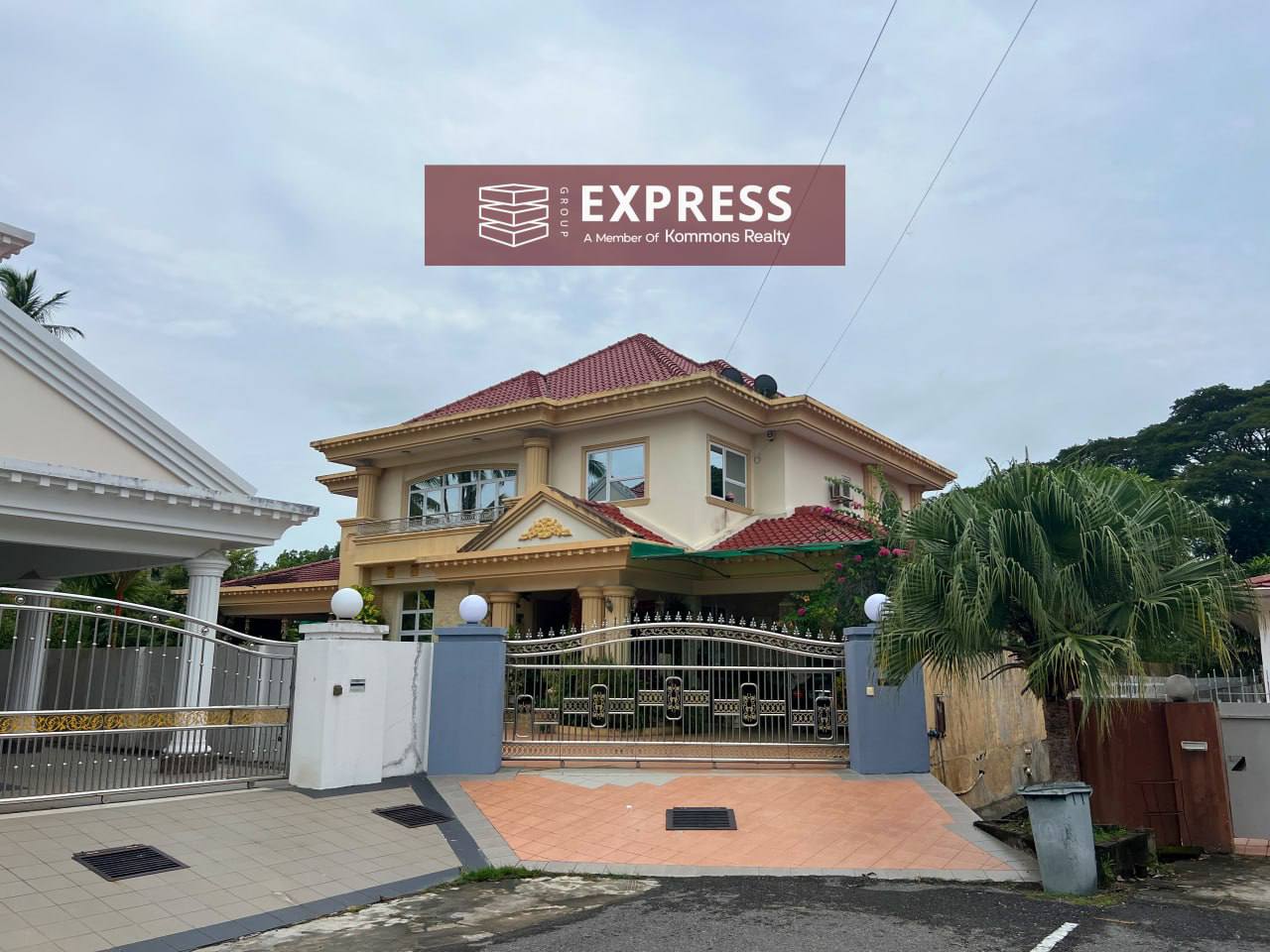 Double Storey Bungalow House at Pujut 9, Miri - for sale in Pujut, Miri