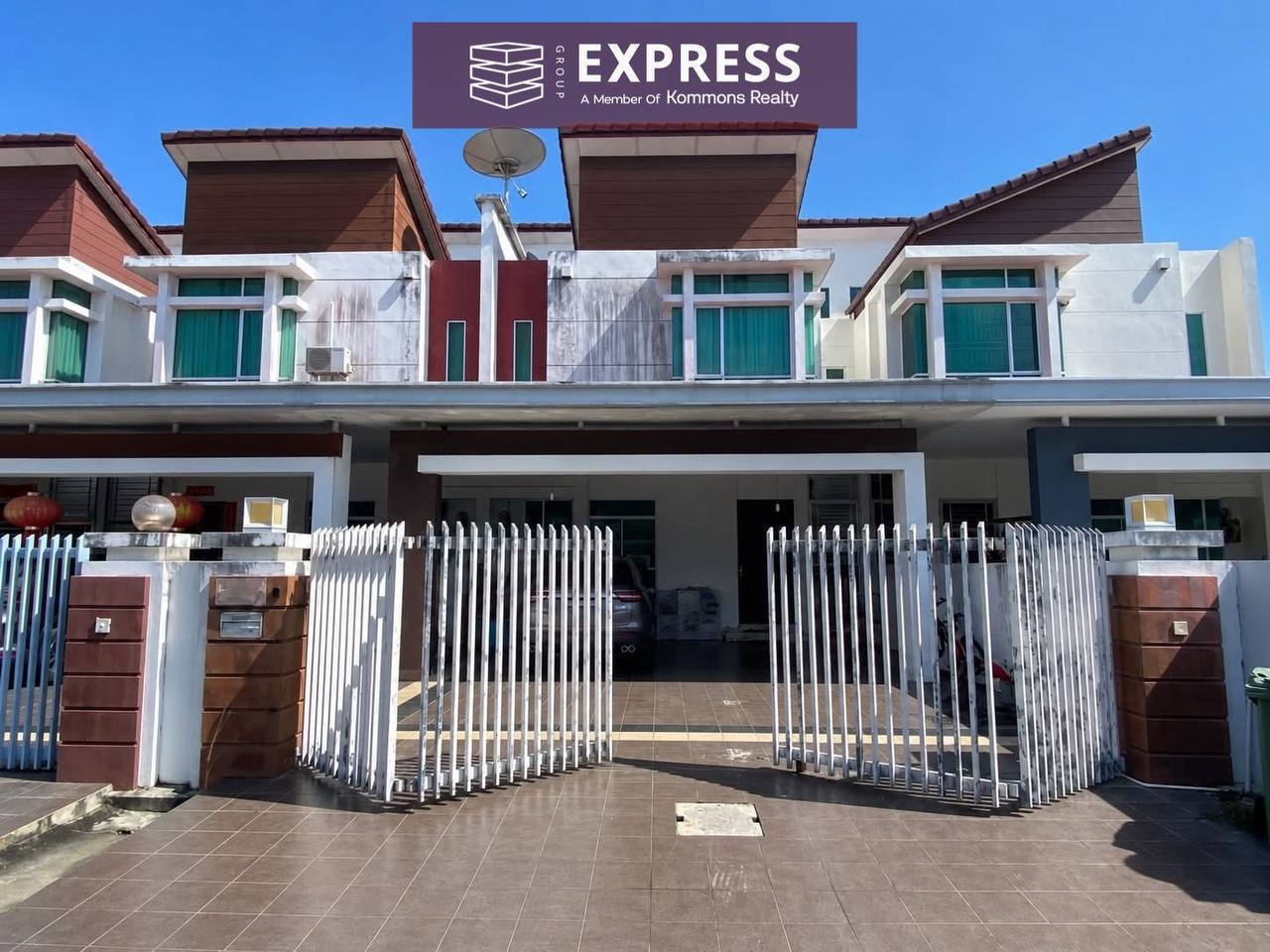 Double and Half Storey Terrace Intermediate House at Luak, Miri - for sale in Luak, Miri